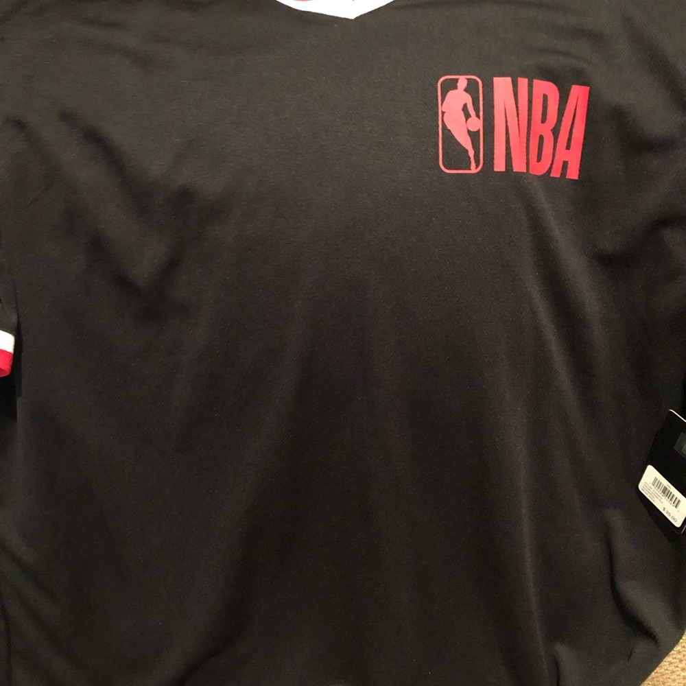 EUC Men’s NBA shirt
